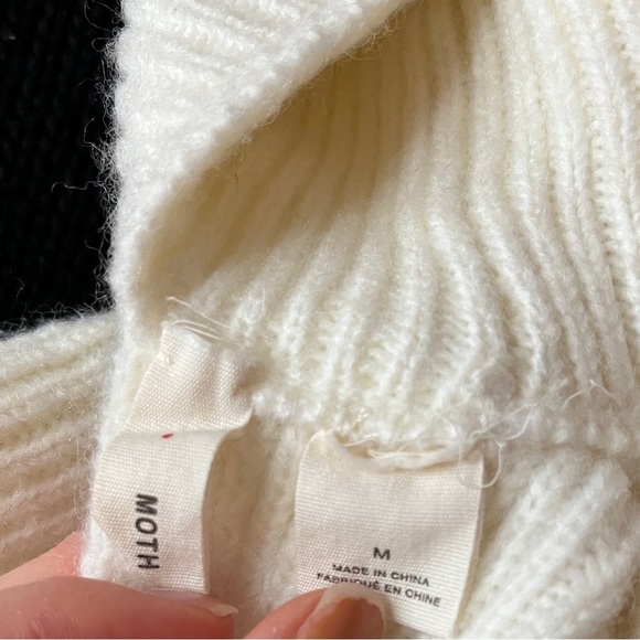 Moth White Keyhole Mock Neck Batwing Sweater - Picture 8 of 10